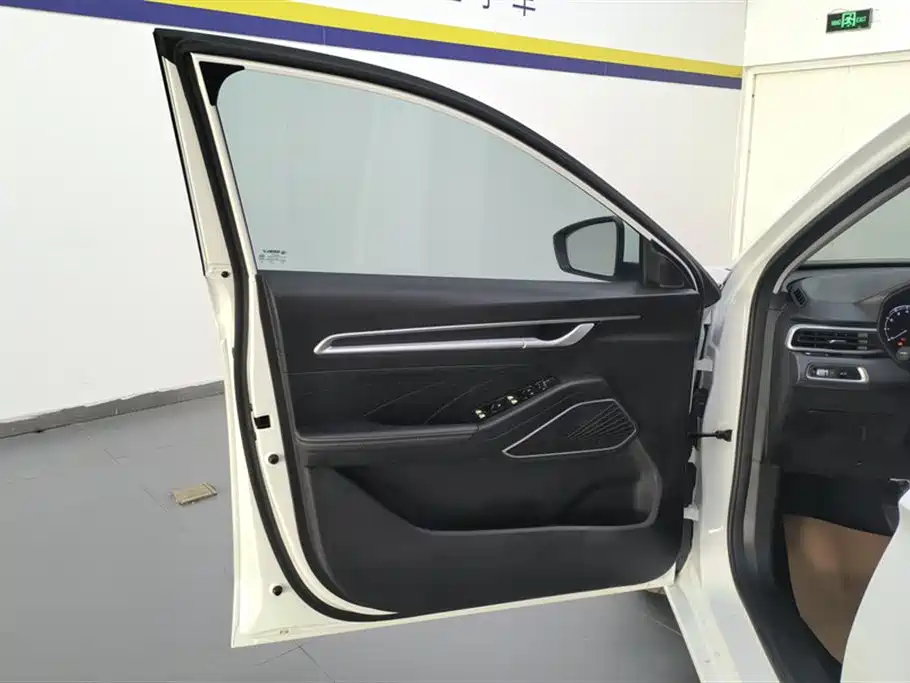 GEELY AUTOMOBILE EMGRAND