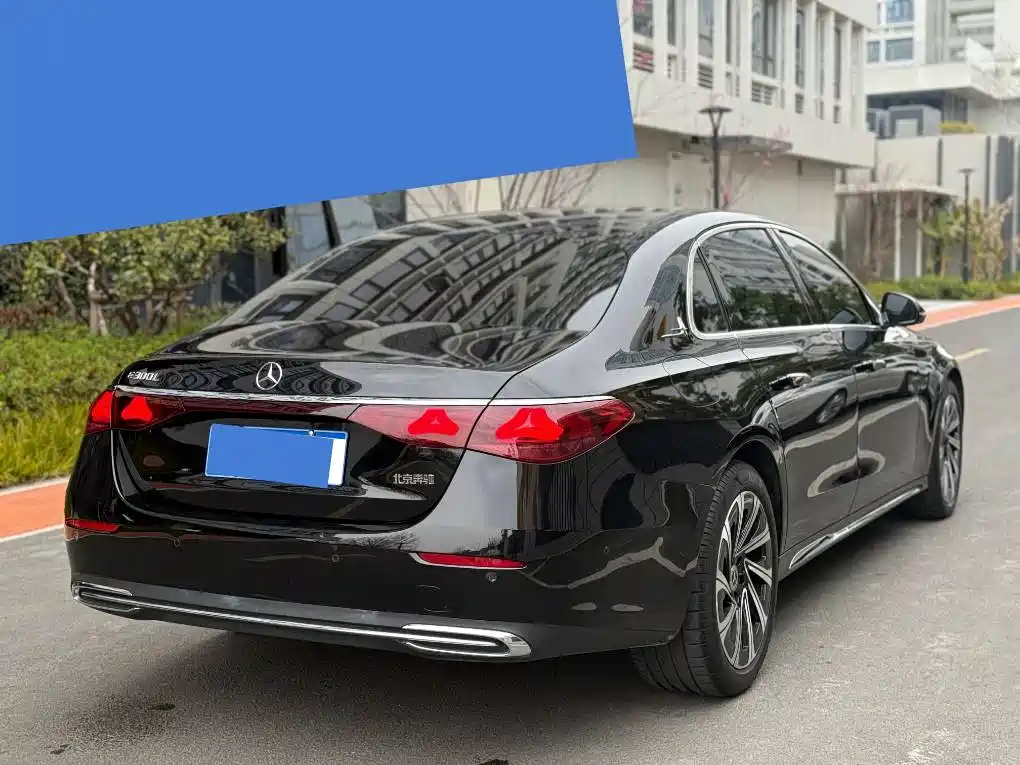 Mercedes-Benz E-Class 2024 Model E 300 L Luxury фото 2