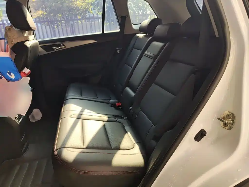 Photo 15 - Changan CS75