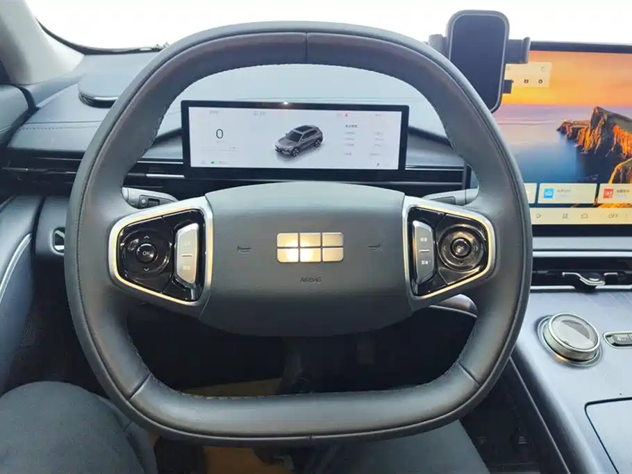 GEELY GALAXY GALAXY E5