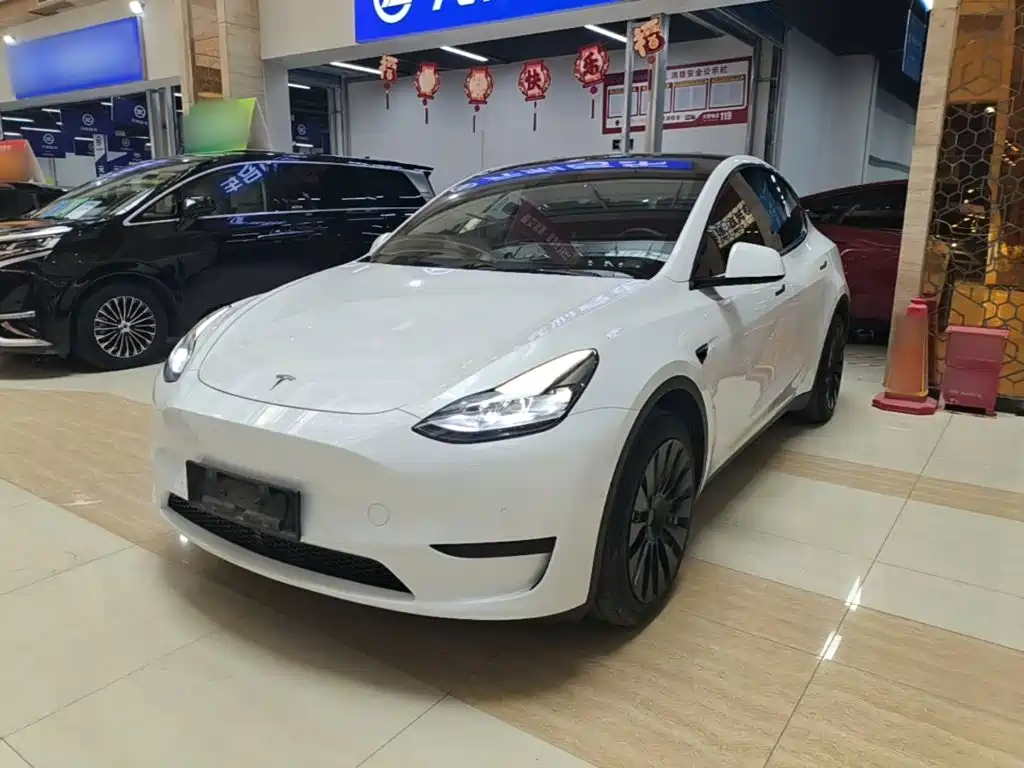 Tesla Model Y 2022