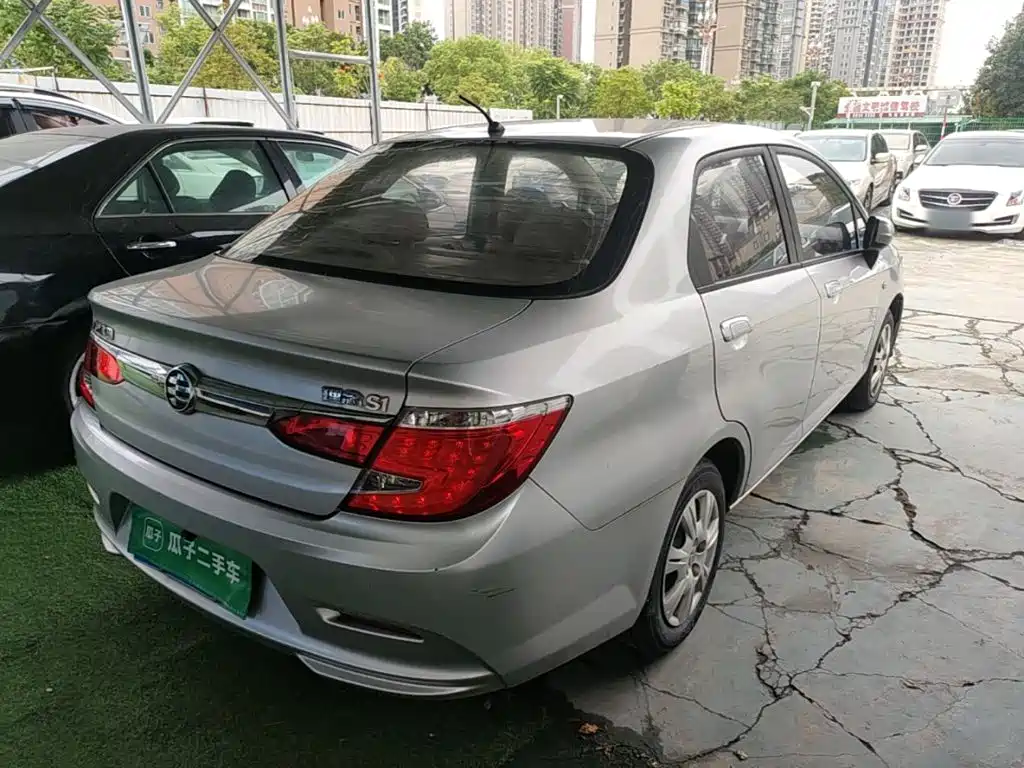 Everus S1 2015 2014 1.3L Manual Comfort Edition
