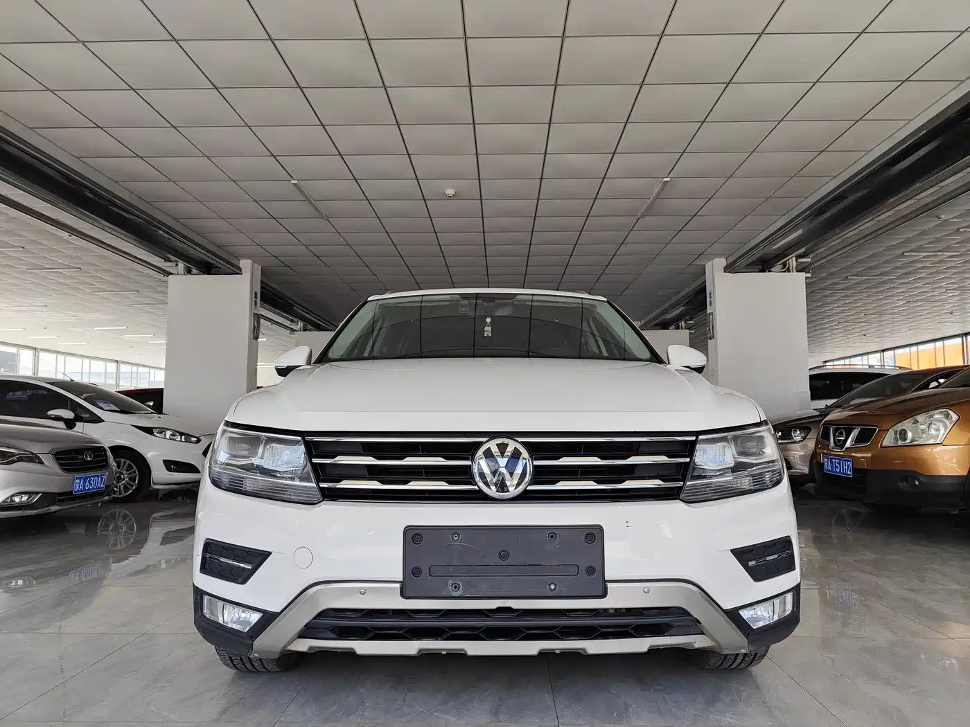 Volkswagen Tiguan L 2018 330TSI Automatic 2WD Luxury Edition фото 2