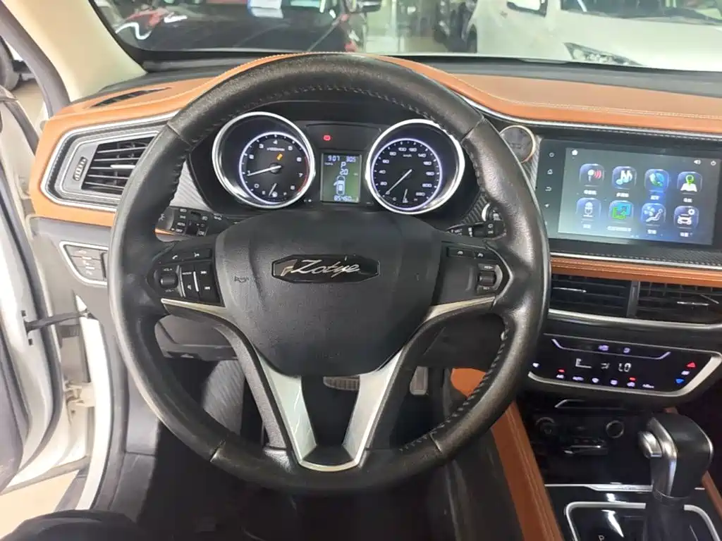 Zotye T300 2018 2017 1.5T CVT Executive
