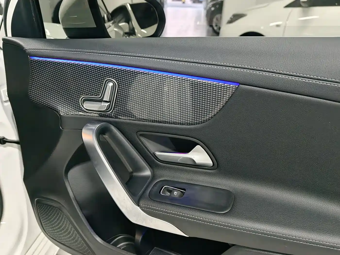 Mercedes-Benz A-Class 2020 Facelift A 200 L Sport Sedan Fashion фото 11