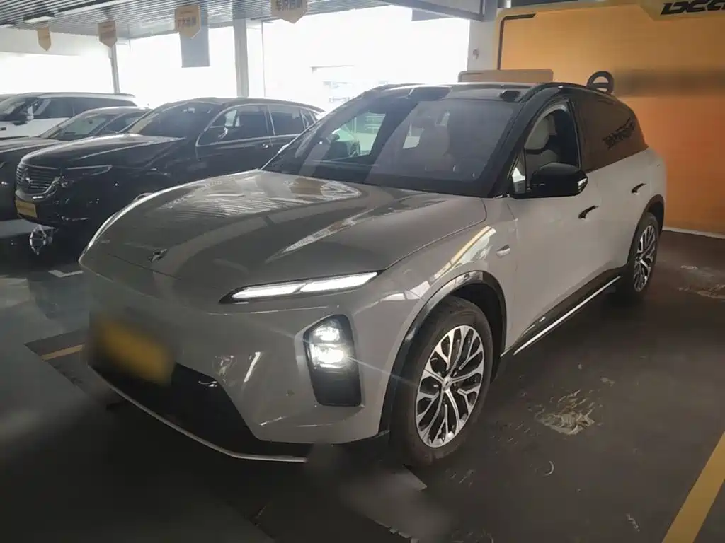2025 NIO ES6