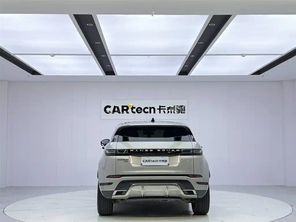 Land Rover Range Rover Evoque 2023 Range Rover Evoque L 249PS Luxury Edition фото 4