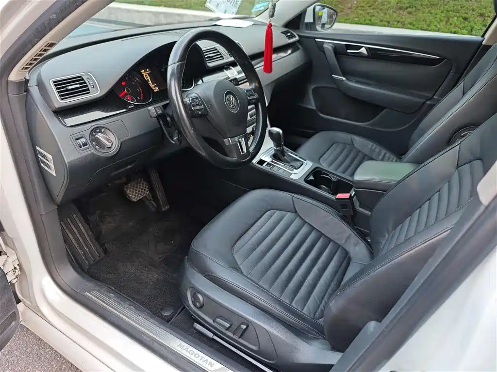 Volkswagen Magotan 2013 1.8TSI Luxury фото 5