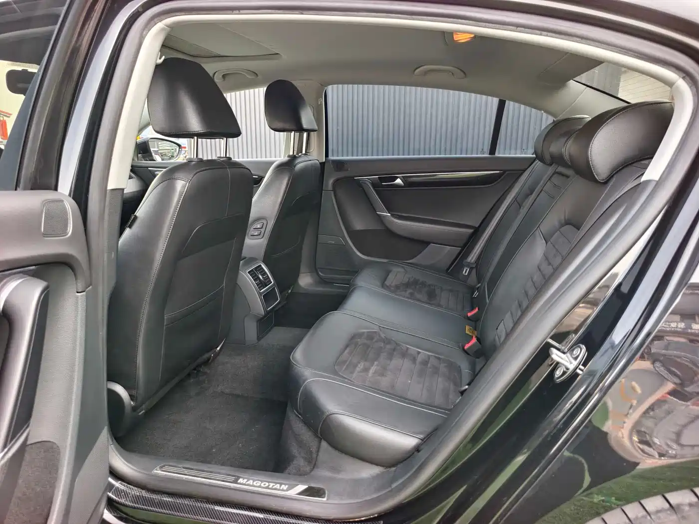 Volkswagen Magotan 2015 2.0TSI Luxury фото 8