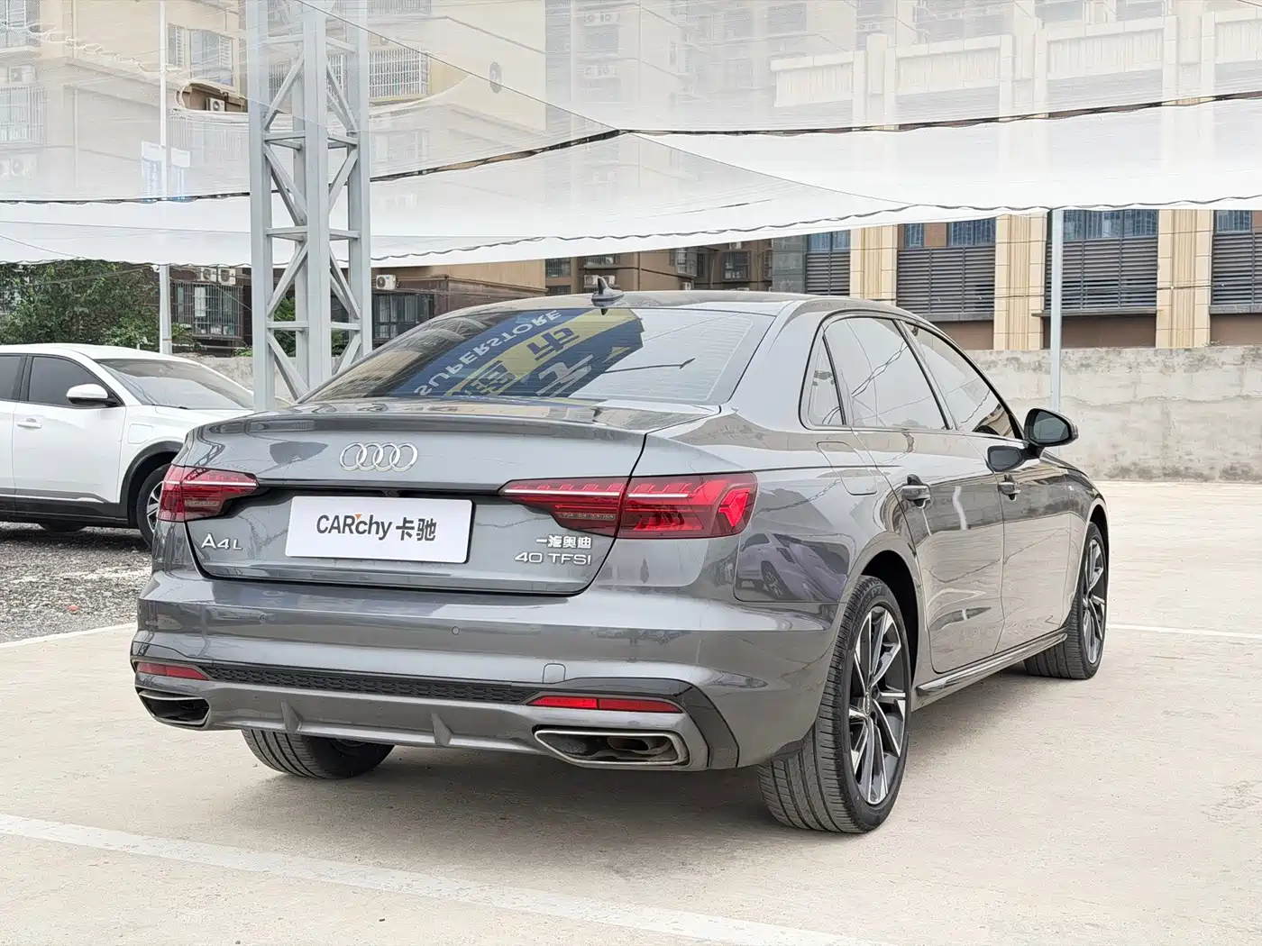 Фото 4 - Audi A4L