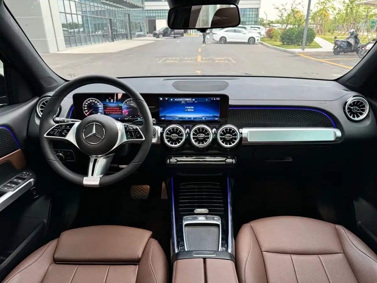 Mercedes-Benz GLB 2024 Facelift GLB 220 Dynamic фото 10