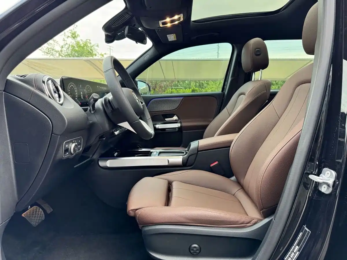 Mercedes-Benz GLB 2024 Facelift GLB 220 Dynamic фото 11