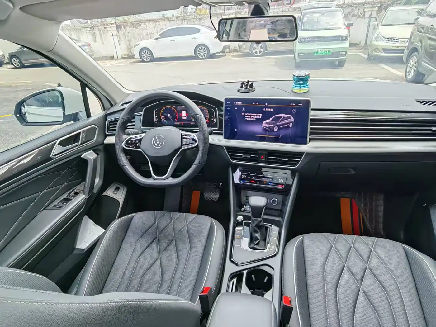 Volkswagen Tiguan L 2022 330TSI Automatic 2WD Smart Edition фото 11