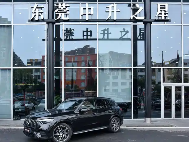 Mercedes-Benz GLC AMG 2025 AMG GLC 43 4MATIC — фото 1