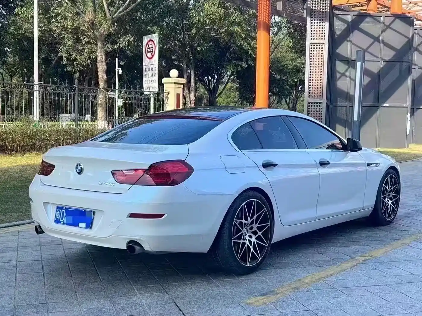 BMW 6 Series 2013 Facelift 640i Gran Coupe фото 4