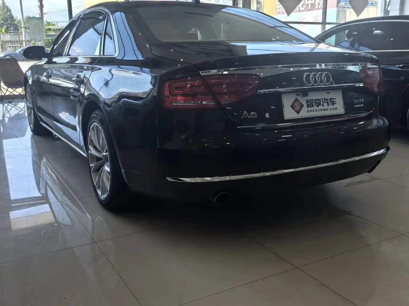 Audi A8 2011 A8L 3.0 TFSI quattro Comfort (213kW) фото 5