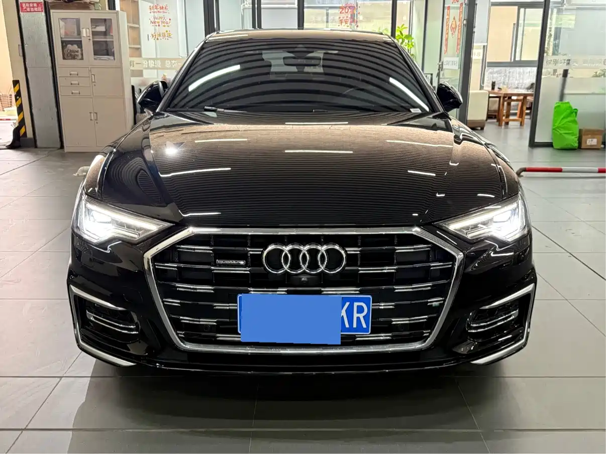 Photo 2 - Audi A6L