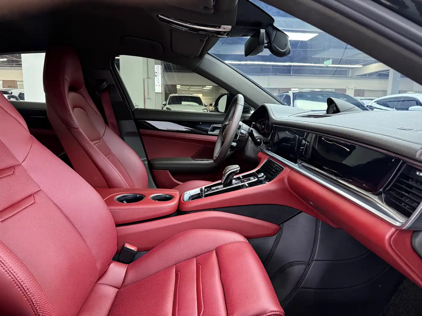Porsche Panamera 2017 Panamera 3.0T фото 19