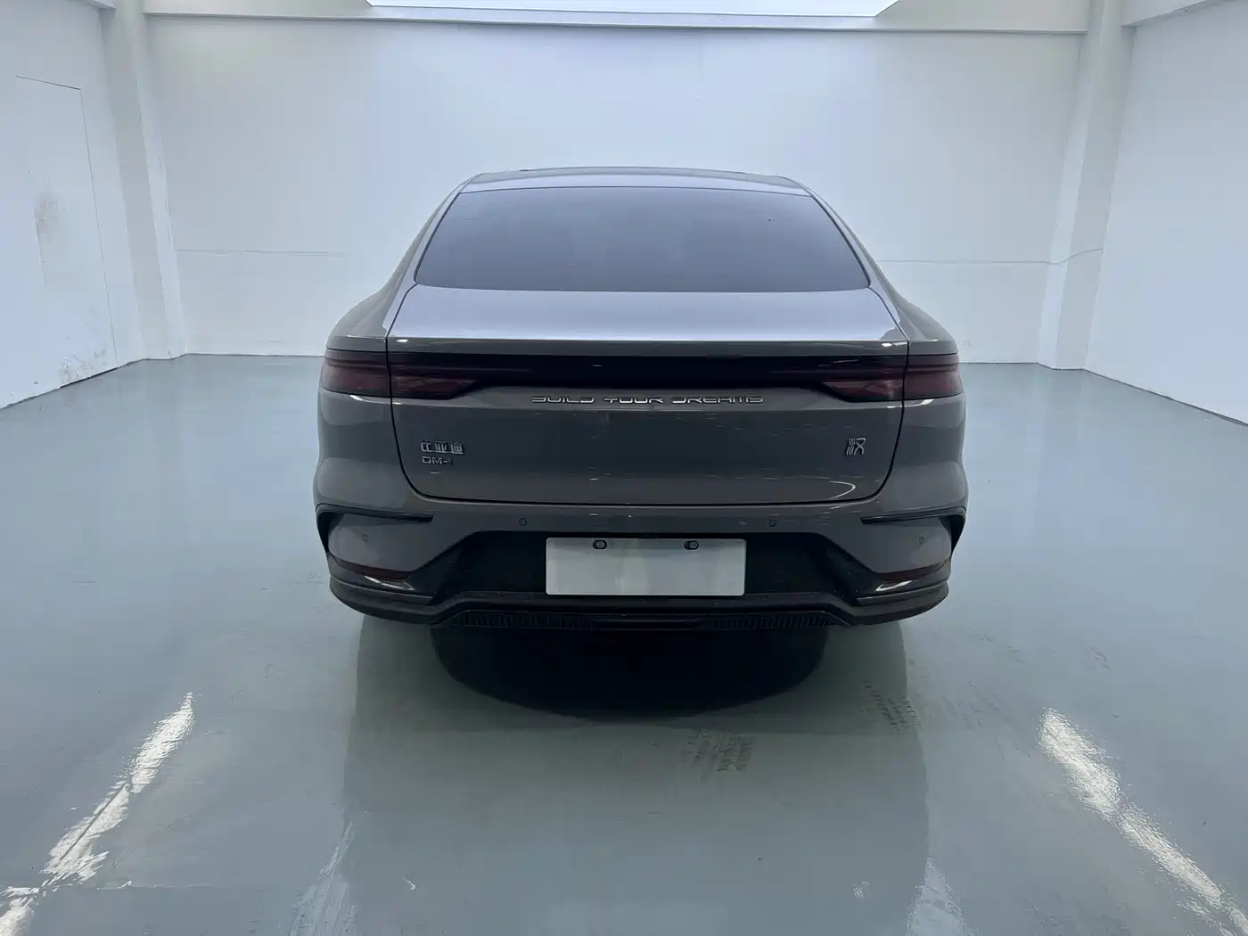 BYD Han 2025 DM-i 125KM Premium фото 9