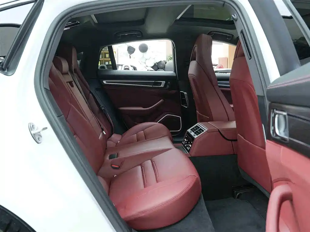 Porsche Panamera 2023 Panamera 2.9T Platinum Edition фото 14