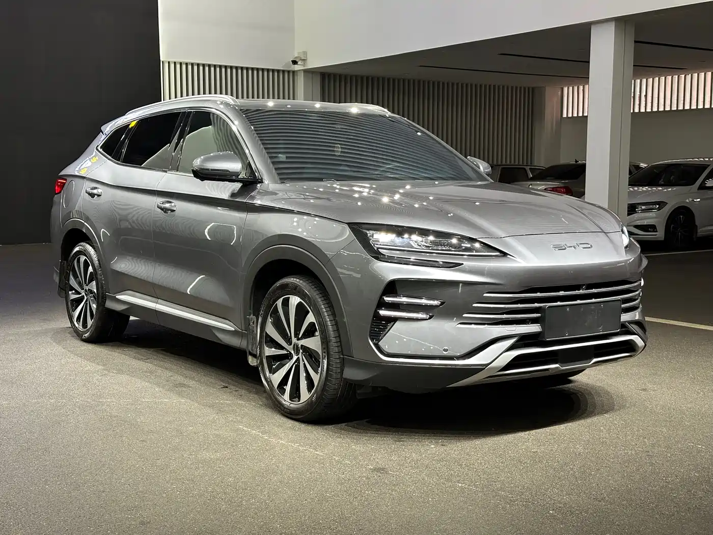 BYD Song PLUS PHEV 2023 Champion Edition DM-i 110KM Flagship фото 3