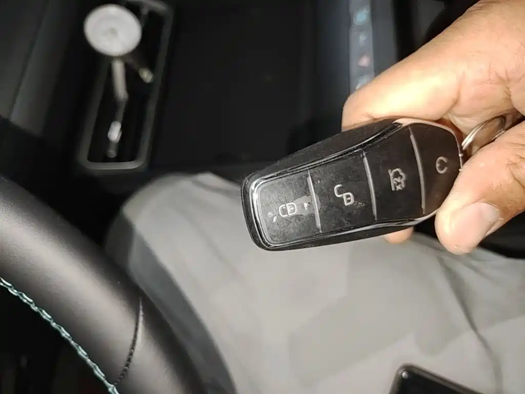 BYD Qin L 2025 EV 470KM Leading Edition фото 17
