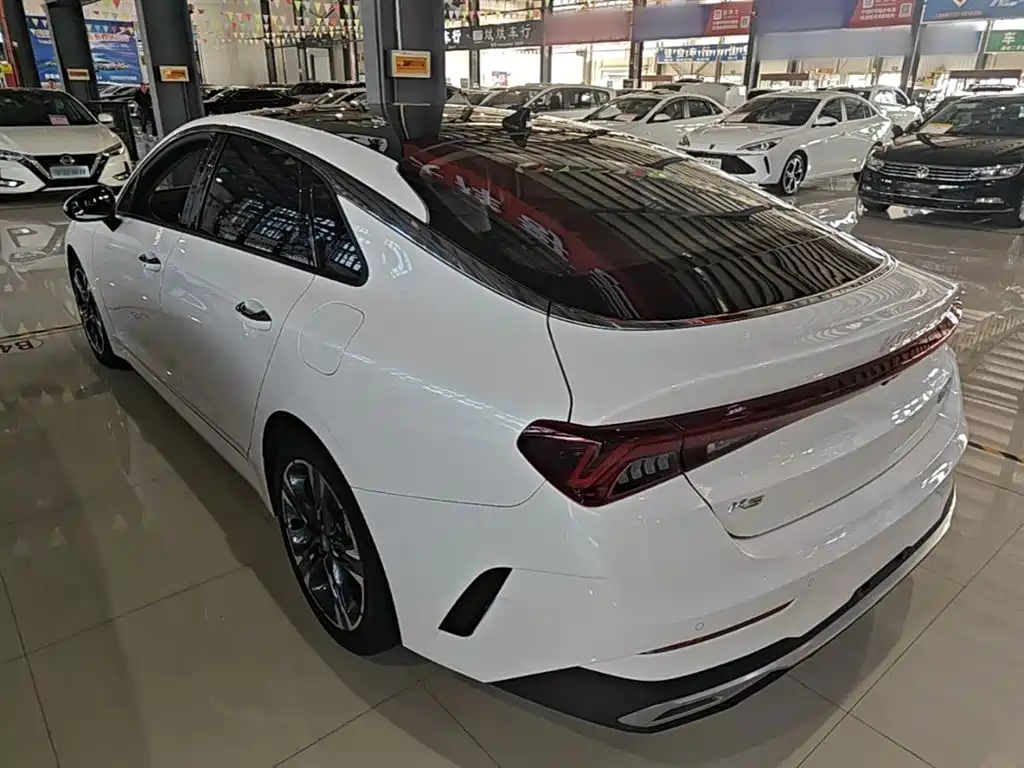 Kia K5 2020 270T CVVD Luxury Edition фото 5