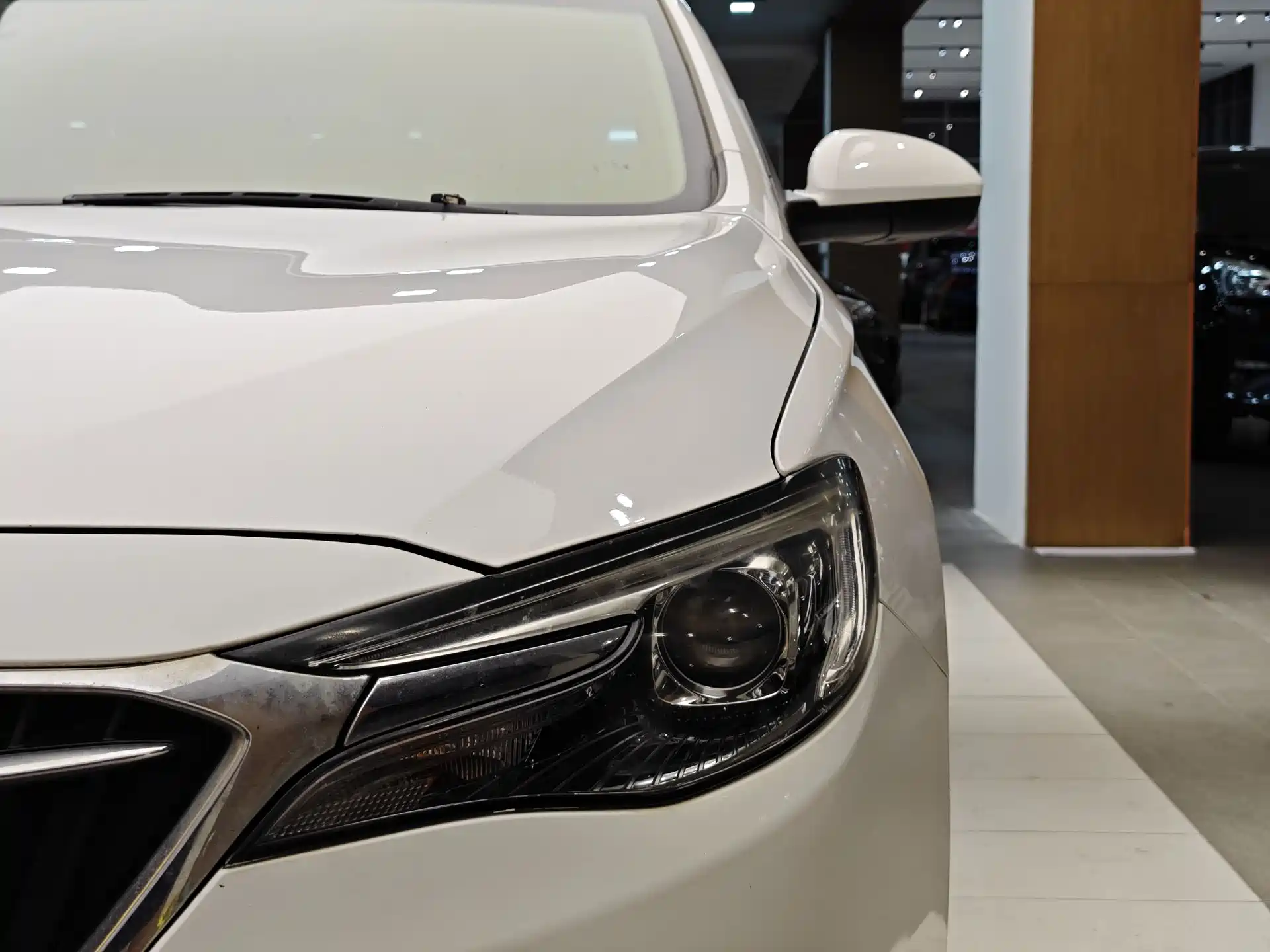Фото 2 - Buick Excelle
