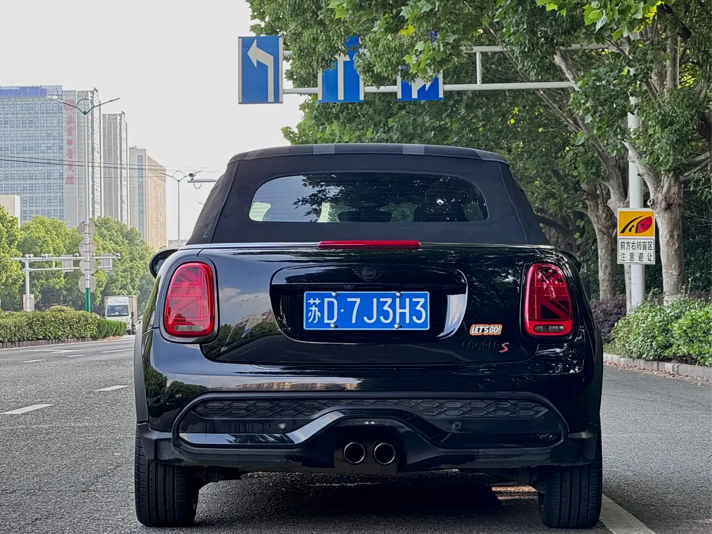 MINI 2023 2.0T COOPER S CABRIO Artist фото 11