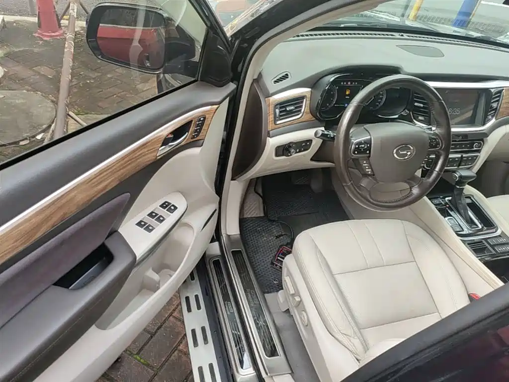 GAC Trumpchi Trumpchi GS8 2017 320T 2WD Luxury Smart Connect (7-seater) фото 16