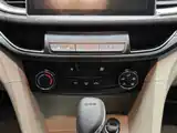 Фото 14 - Buick Excelle
