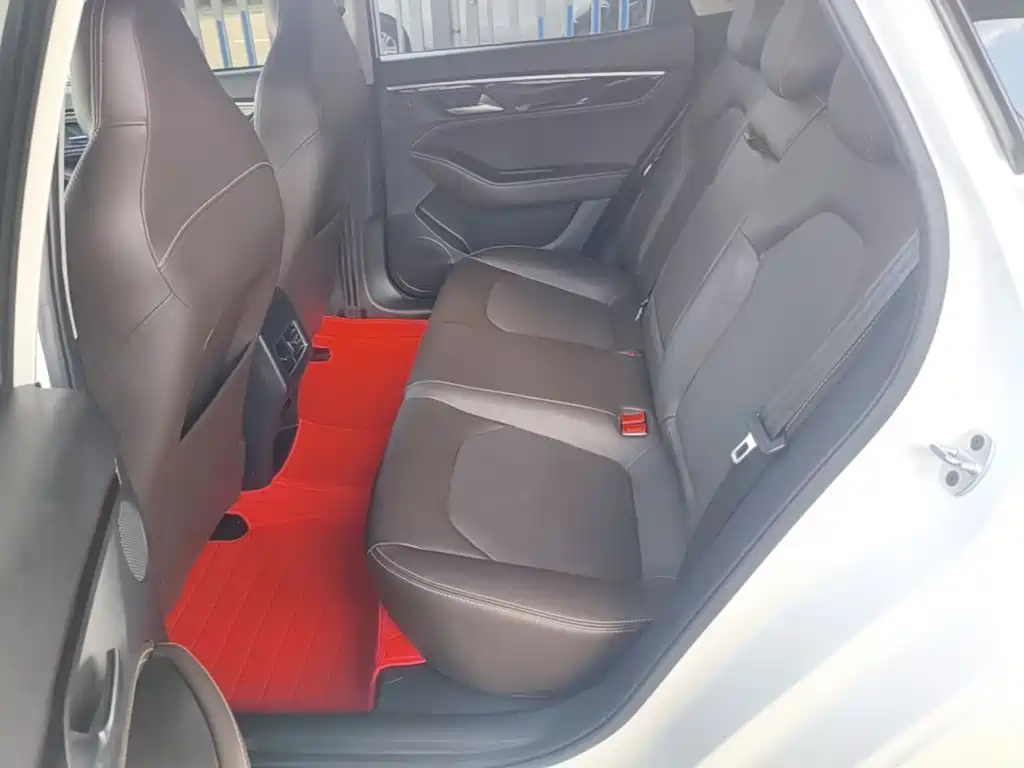 JAC Motors JAC J7 2020 2020 1.5T CVT Surpass Type