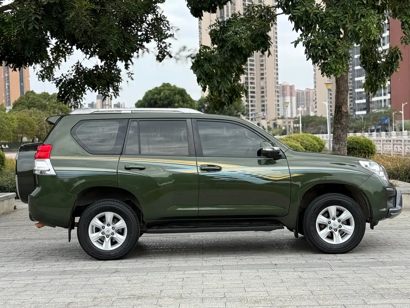Toyota Prado (Import) 2010 2.7L Auto Luxury фото 15