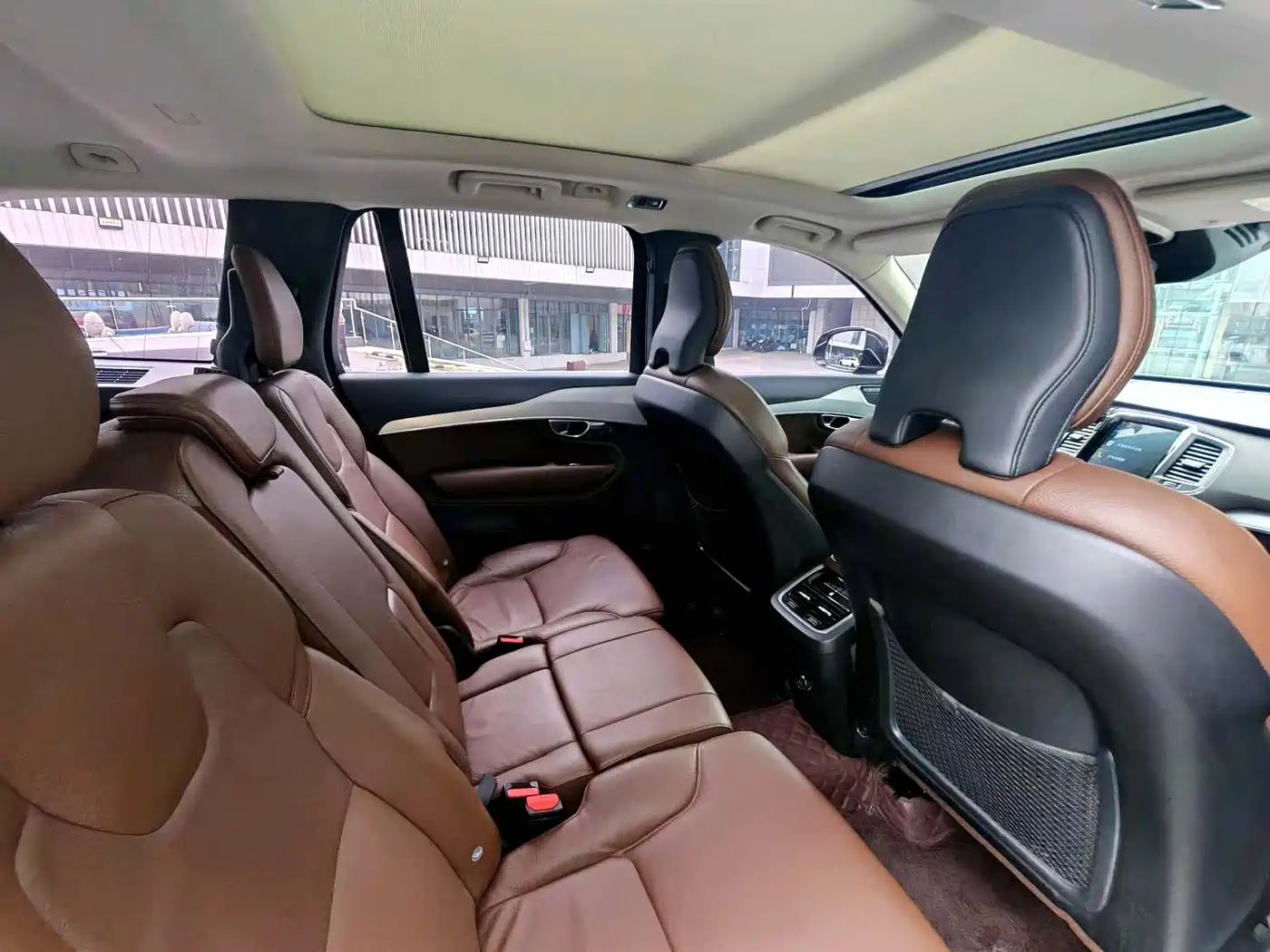 Фото 5 - Volvo XC90