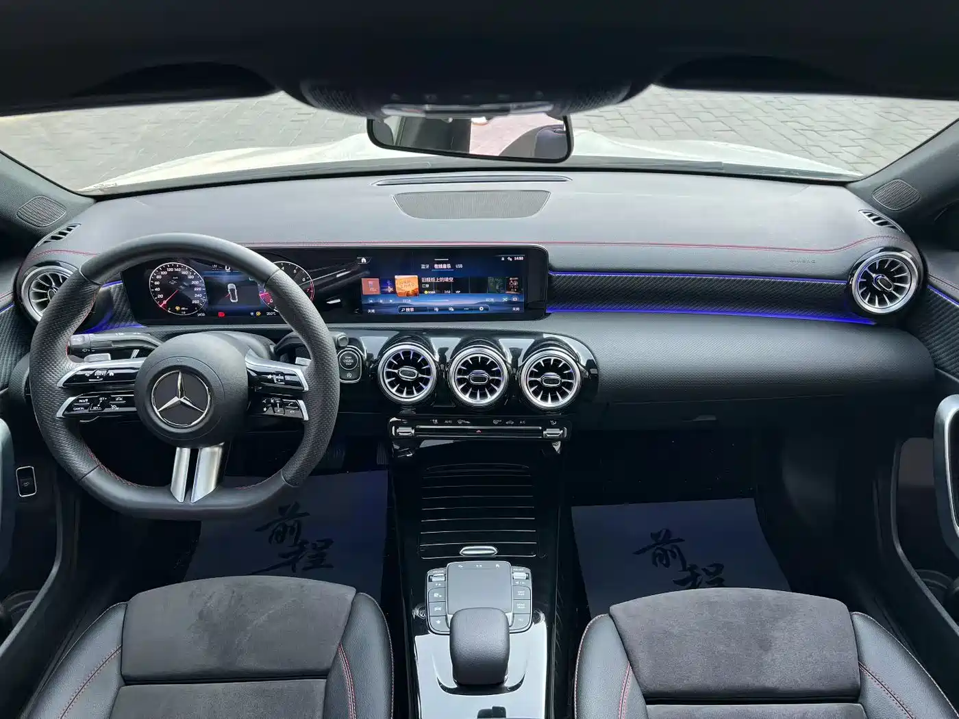 Mercedes-Benz A-Class 2023 A 200 L Fashion фото 6
