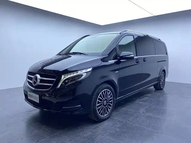 MERCEDES-BENZ V CLASS