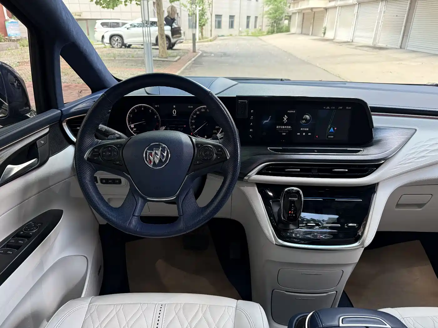 Buick GL8 2022 Avenir 4-Seater Prestige Edition фото 15