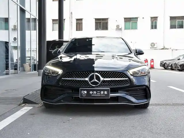 Mercedes-Benz C-Class 2025 C 260 L Sport Edition — фото 2