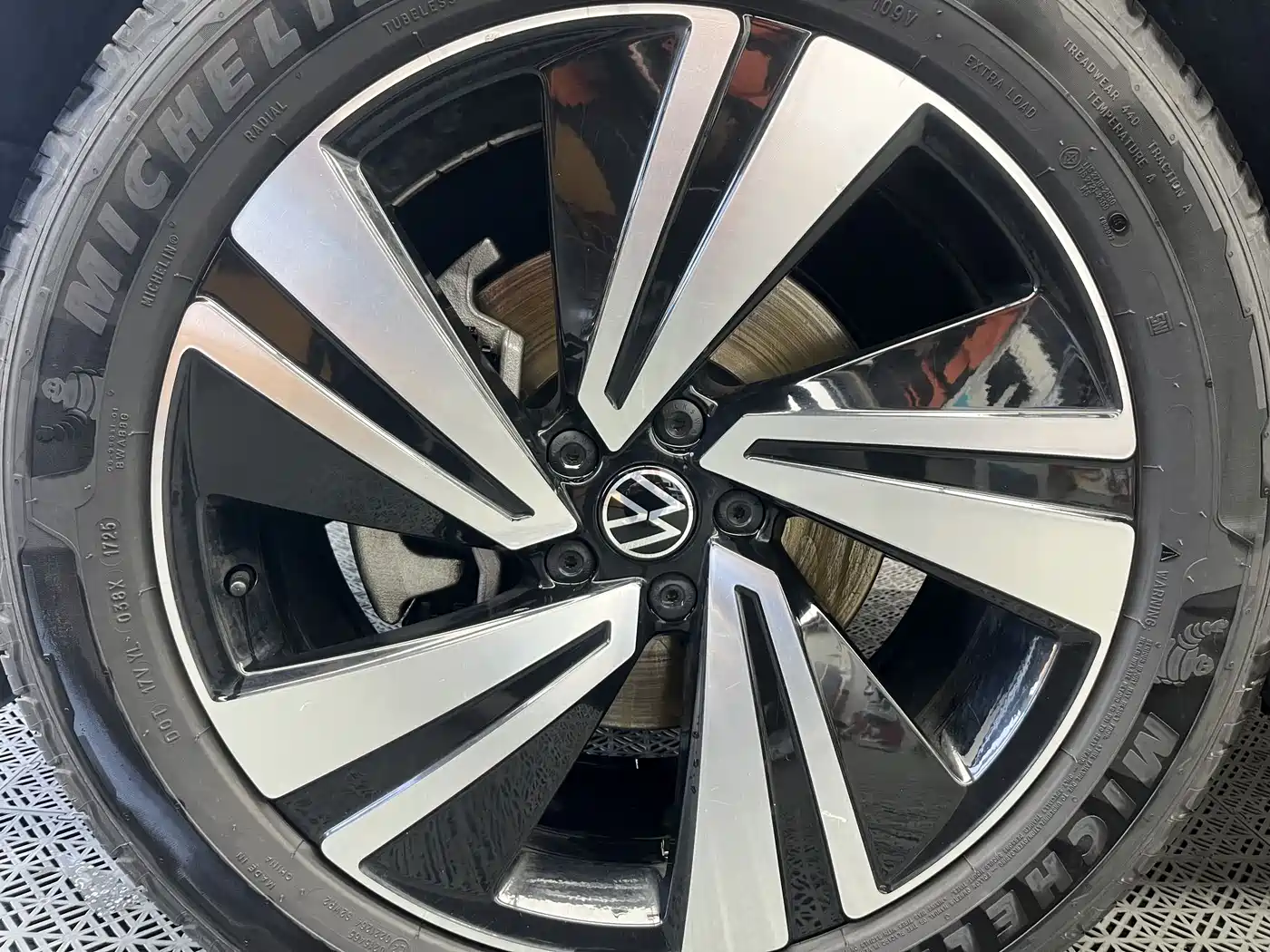 Volkswagen Talagon 2024 380TSI 4WD R-Line Cruise Shared Edition фото 7