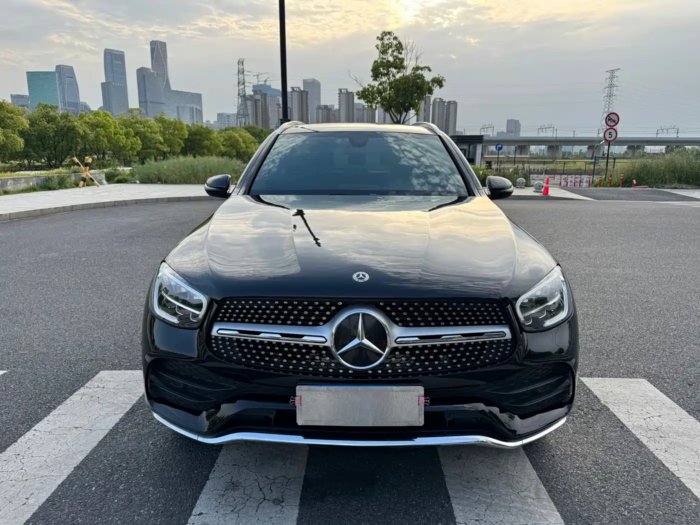 Mercedes-Benz GLC 2021 GLC 260 L 4MATIC Sporty фото 5