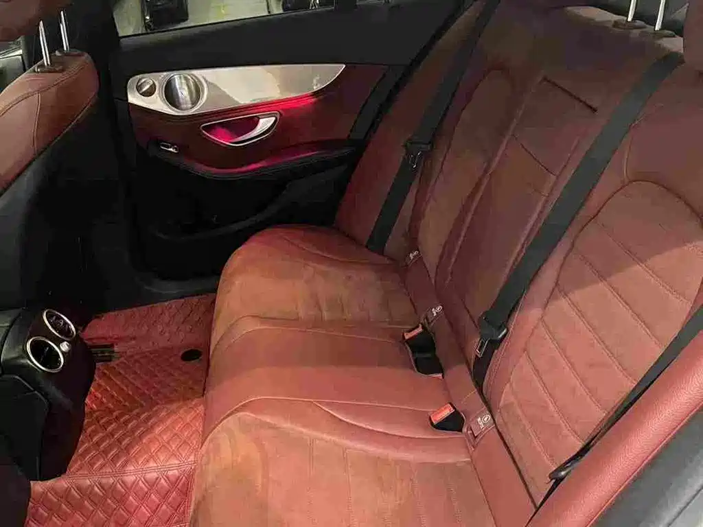 Фото 8 - Mercedes-Benz C-Class