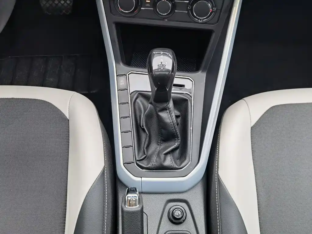 Volkswagen Polo 2021 2019 Plus 1.5L Automatic Colorful Tech Edition