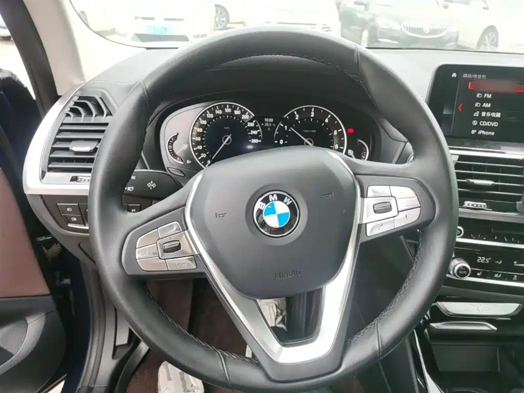 BMW X3 2018 xDrive25i Luxury Package China VI фото 3