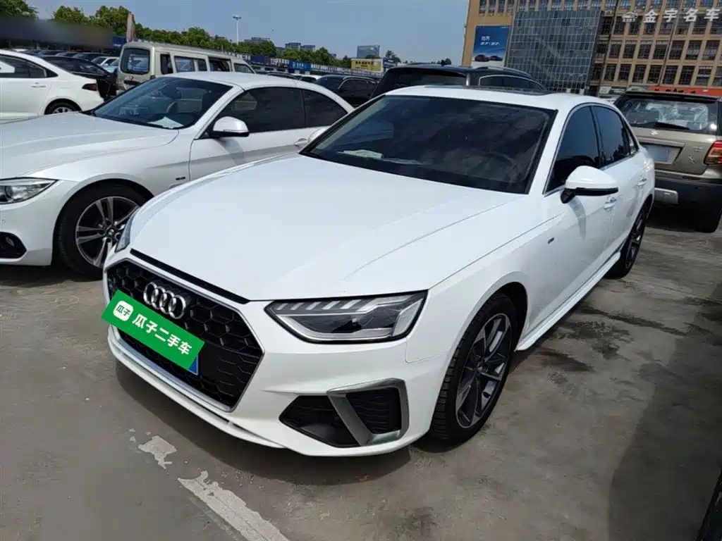 Audi A4L 2020 40 TFSI Fashion Dynamic Edition фото 2