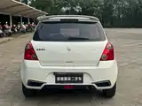 Фото 6 - Suzuki Swift