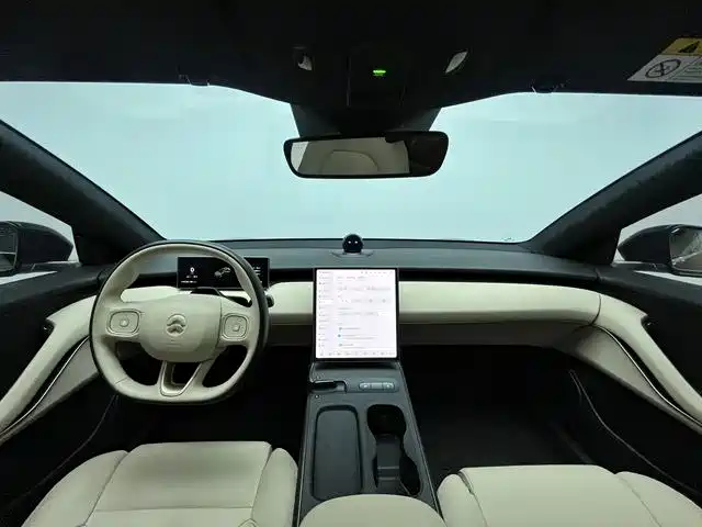NIO NIO ET5T