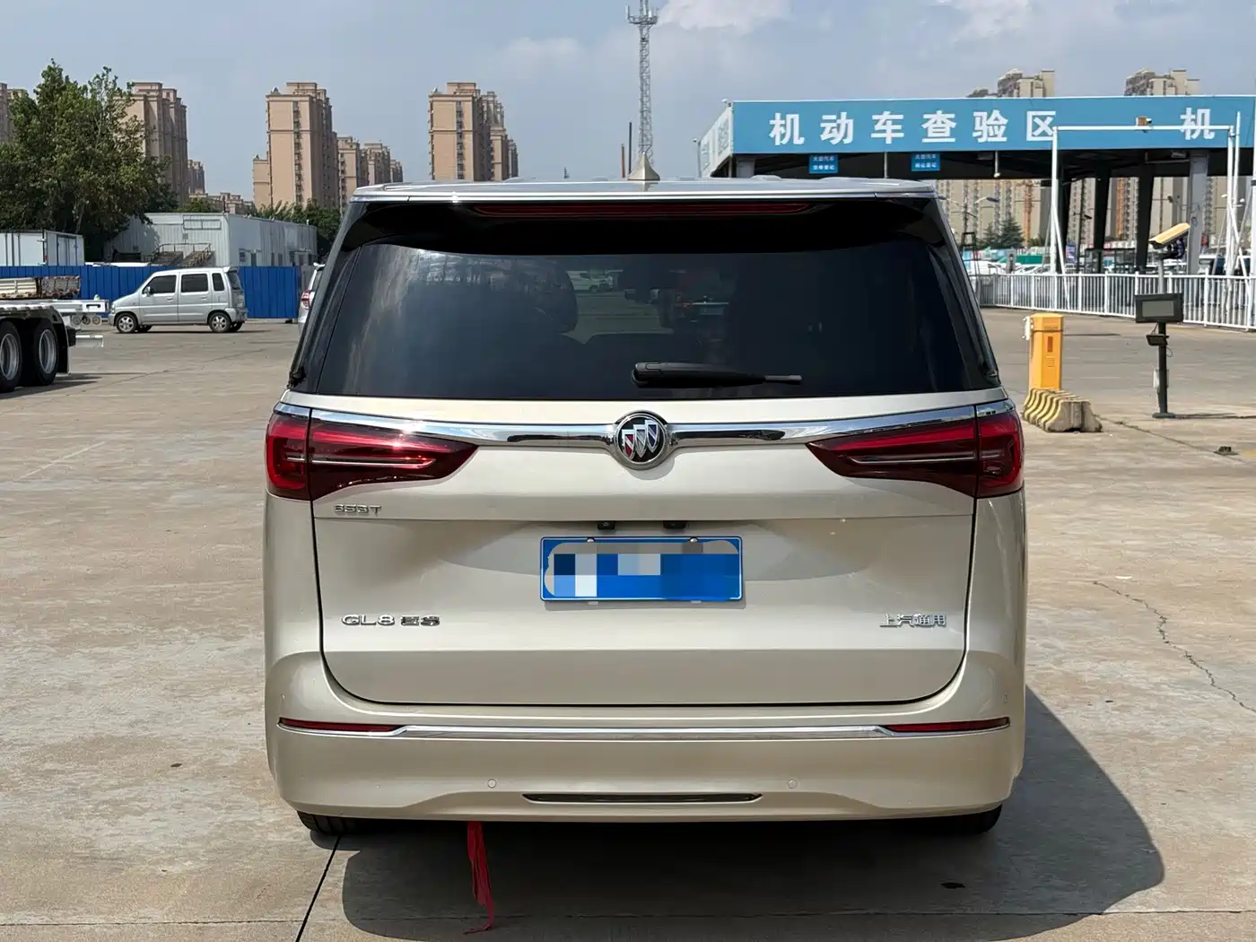 Фото 3 - Buick GL8