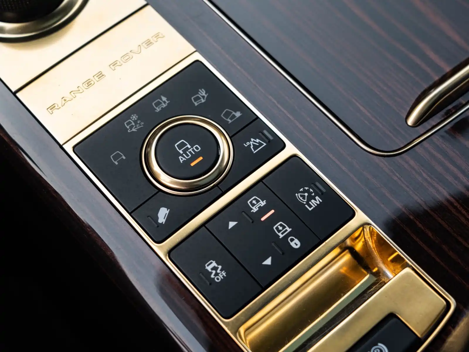 Фото 24 - Land Rover Range Rover