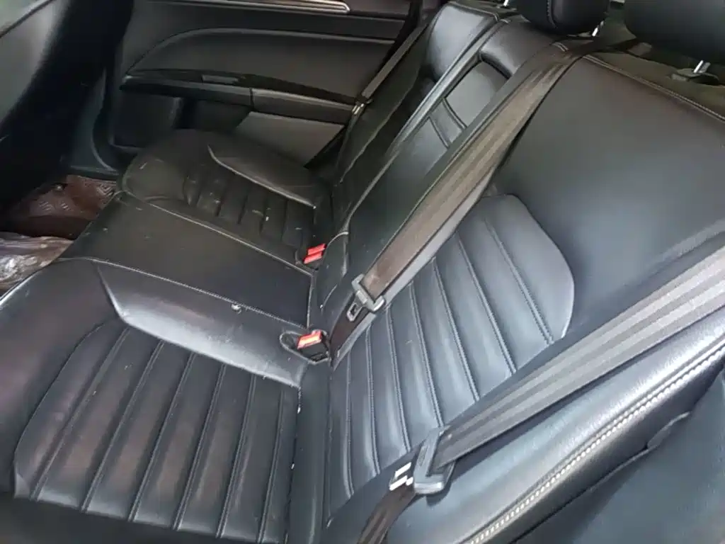 Photo 17 - Ford Mondeo