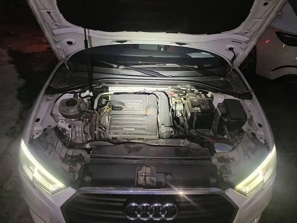 Photo 3 - Audi A3